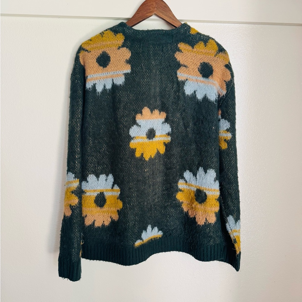 Urban Outfitters Women’s Small Green Oversized Floral Cardigan - Picture 8 of 11